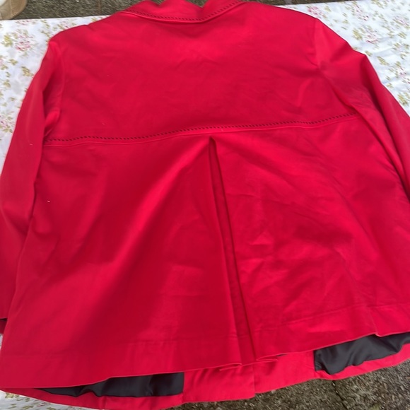 Red coat - Picture 2 of 3